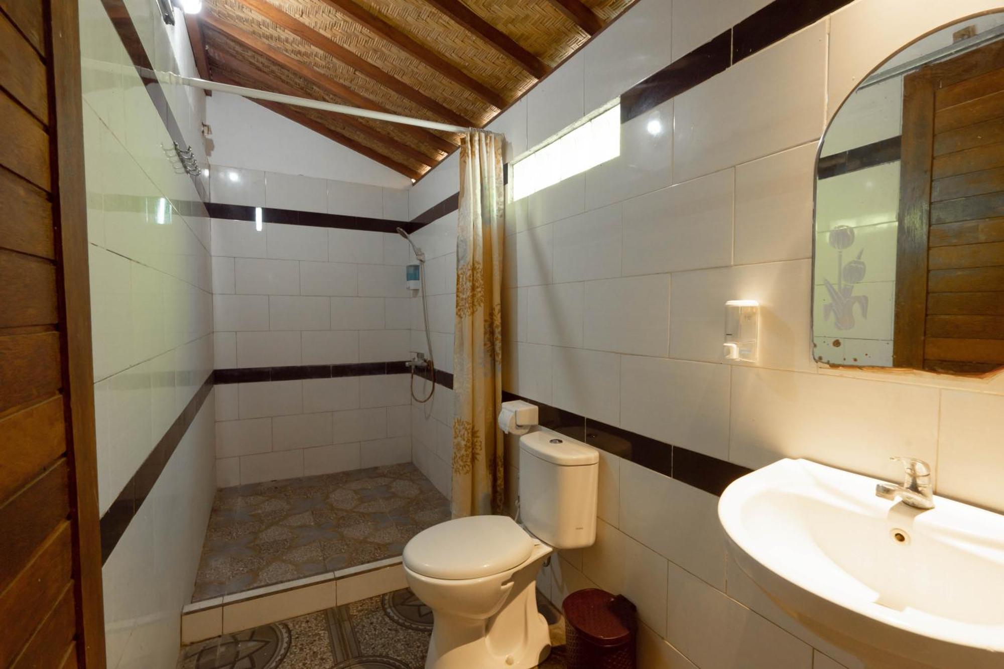 Ratu Cottage By Ourstory Travels Batununggul Exterior foto